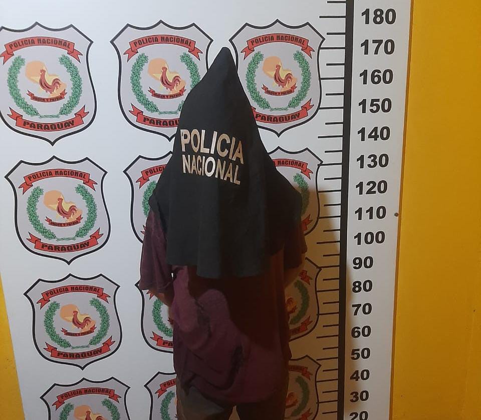 PJC: Detienen a un hombre en estado etílico por causar daños en la casa y agredir a su madre PJC: Detienen a un hombre en estado etílico por causar daños en la casa y agredir a su madre