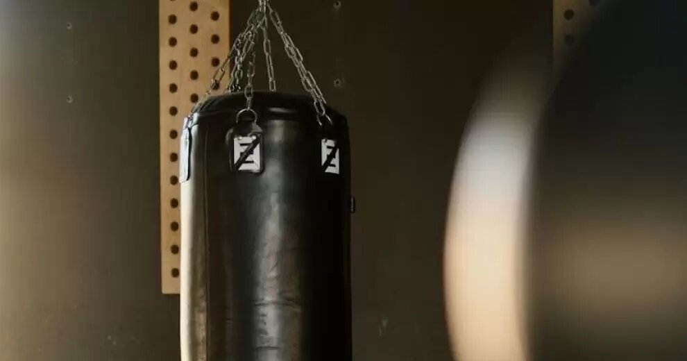 Boxeador nigeriano se desploma en el tercer round y fallece