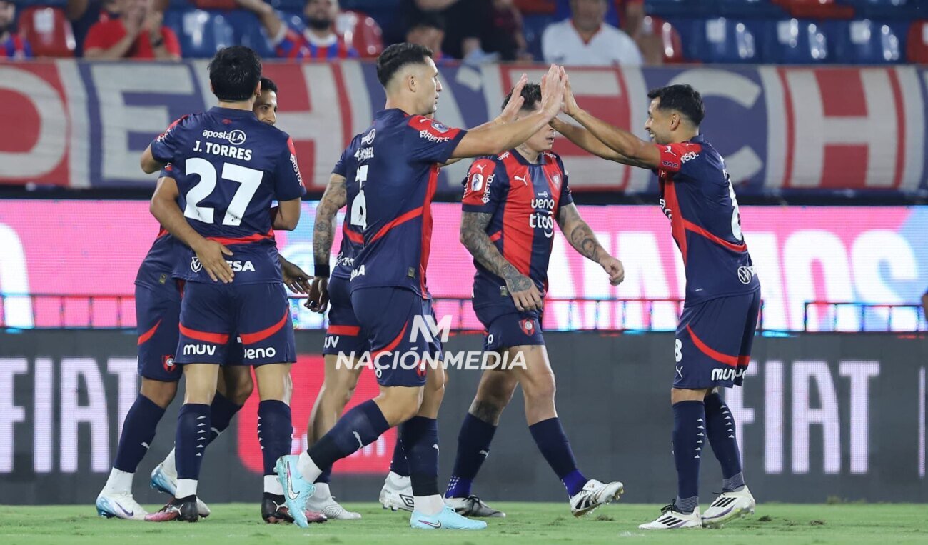 Alexis Martín Arias y Domínguez guían a Cerro Porteño a una ajustada victoria