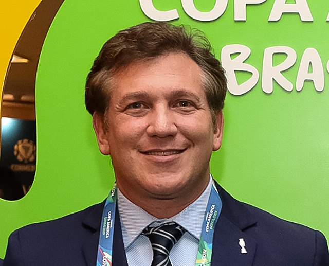 Denuncia al Presidente de la CONMEBOL ante la FIFA por Presuntas Irregularidades Financieras y Vínculos Offshore Denuncia al Presidente de la CONMEBOL ante la FIFA por Presuntas Irregularidades Financieras y Vínculos Offshore