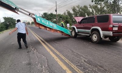 Cartel en zona de Puente Remanso cae sobre familia y causa lesiones graves
