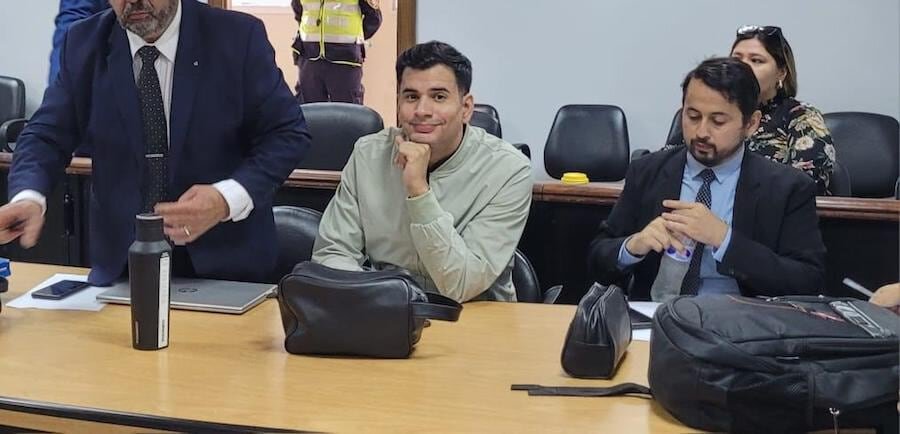 Condenan a 6 meses de cárcel a Sebastián Rodríguez por difamar al futbolista Iván Torres