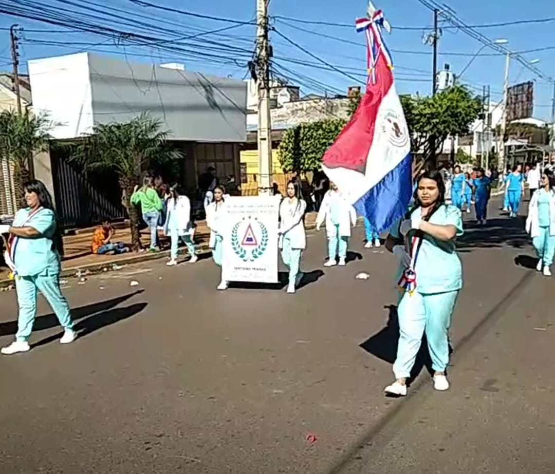 Instituto Técnico Superior Santísima Trinidad debuta con lucida participación en desfile patrio en PJC Instituto Técnico Superior Santísima Trinidad debuta con lucida participación en desfile patrio en PJC