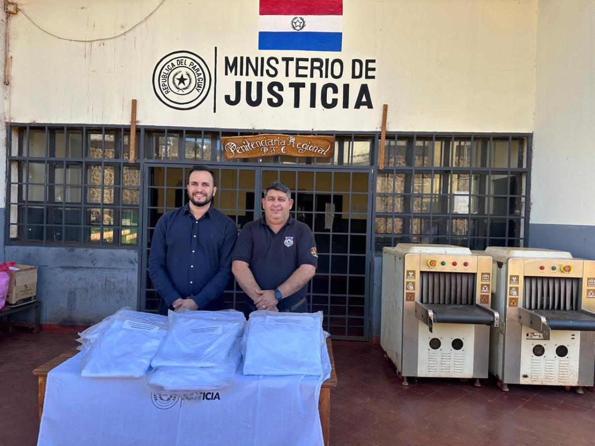 Salud y Justicia se unen en Pedro Juan Caballero para impulsar la reinserción social y fortalecer Hospital Regional Salud y Justicia se unen en Pedro Juan Caballero para impulsar la reinserción social y fortalecer Hospital Regional