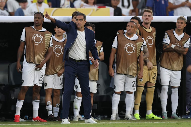 El DT de Botafogo: “Matamos al PSG con su mismo veneno” – Fútbol Internacional