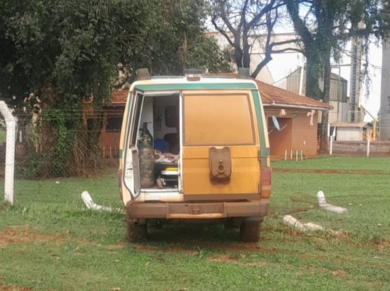 Ambulancia que trasladaba a embarazada sufrió una falla mecánica y chocó