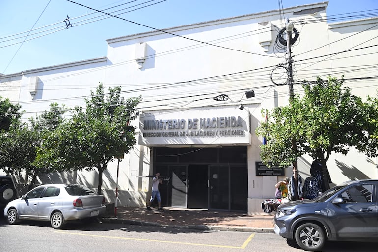 Caja Fiscal: proponen la creación de un fondo para otorgar préstamos a funcionarios y jubilados