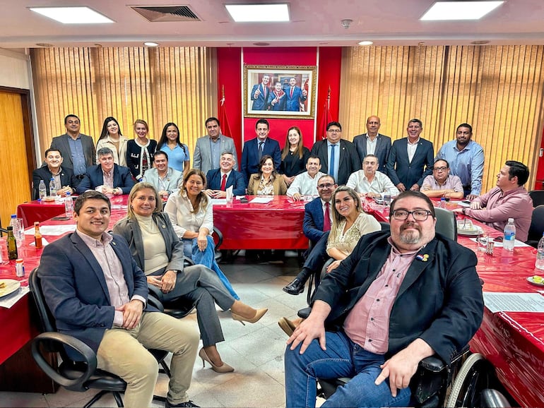Con “blanqueo exprés”, cartismo acumula intentos de legalizar impunidad