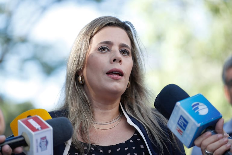 Kattya cree imposible fallo en contra, salvo cartistas “marginales” tuerzan a la Corte
