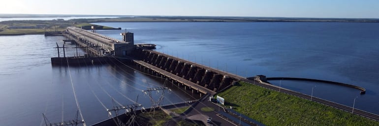 Paraguay usó entre enero y abril solo el 64% de su energía en Itaipú y Yacyretá