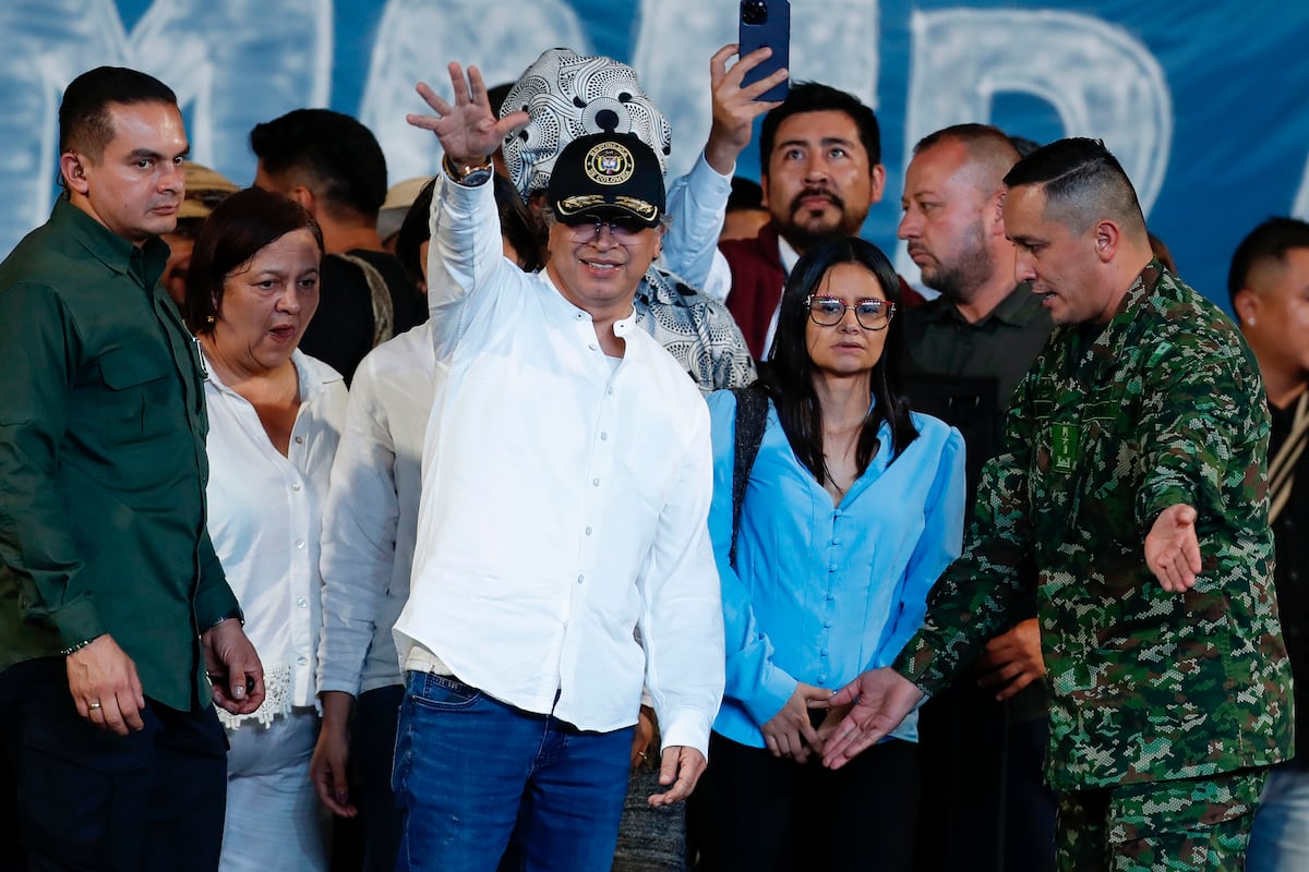 Petro toma la ofensiva política después del ataque a Miguel Uribe: «Re -seleccionó el proyecto de cambio» Petro toma la ofensiva política después del ataque a Miguel Uribe: «Re -seleccionó el proyecto de cambio»