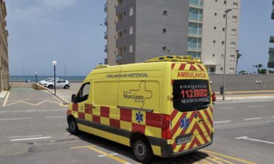 Una bañera en una playa de águila muere por inmersión | España
