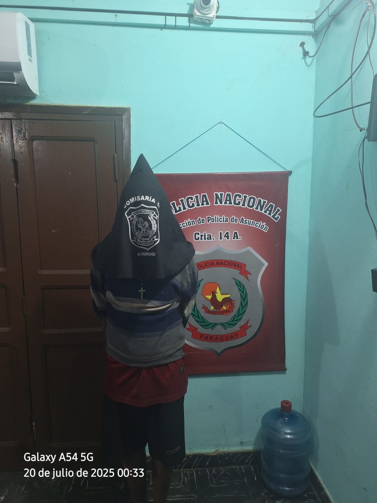 Dos personas aprehendidas por supuesto hurto en Asunción barrio San Vicente