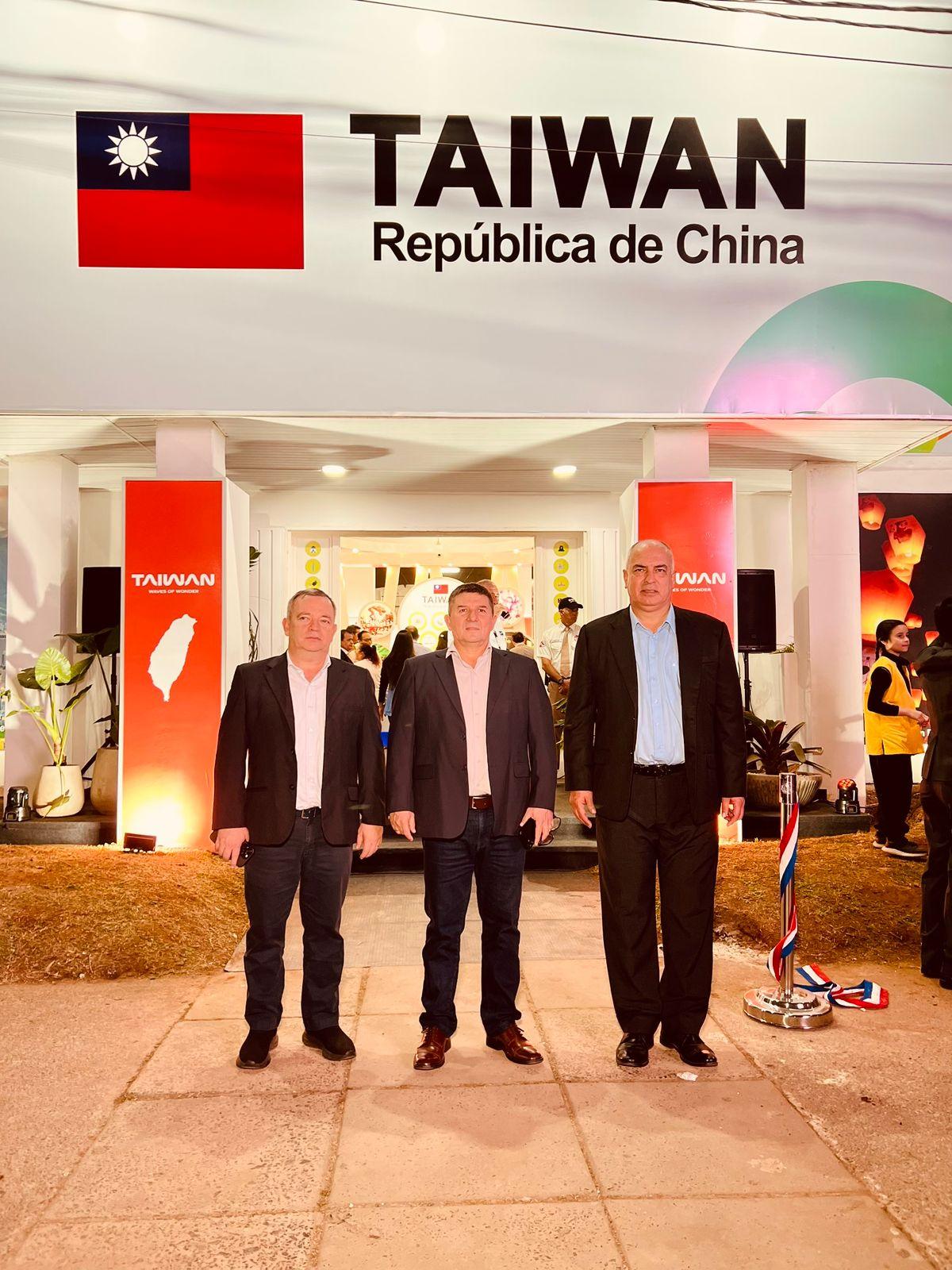 Presencia institucional destacada en inauguración y noche Expo2025 Paraguay Presencia institucional destacada en inauguración y noche Expo2025 Paraguay