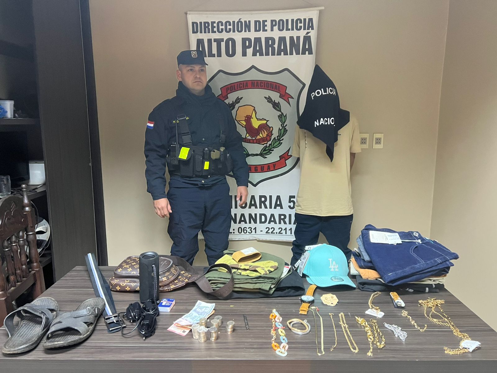 Aprehendido en flagrante hurto agravado y recuperación de indicios Aprehendido en flagrante hurto agravado y recuperación de indicios