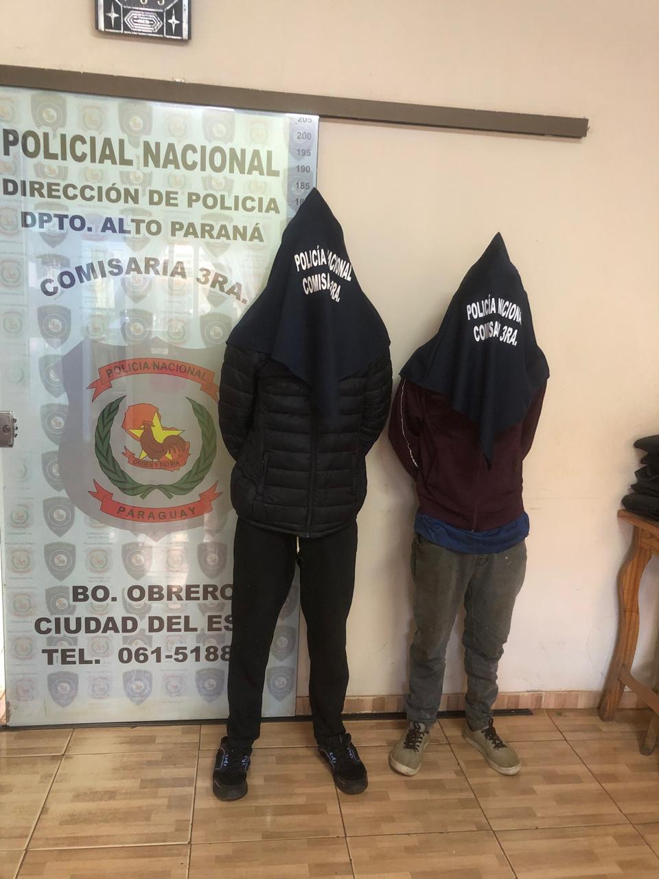 Aprehensión de dos personas y incautación de aparatos informáticos
