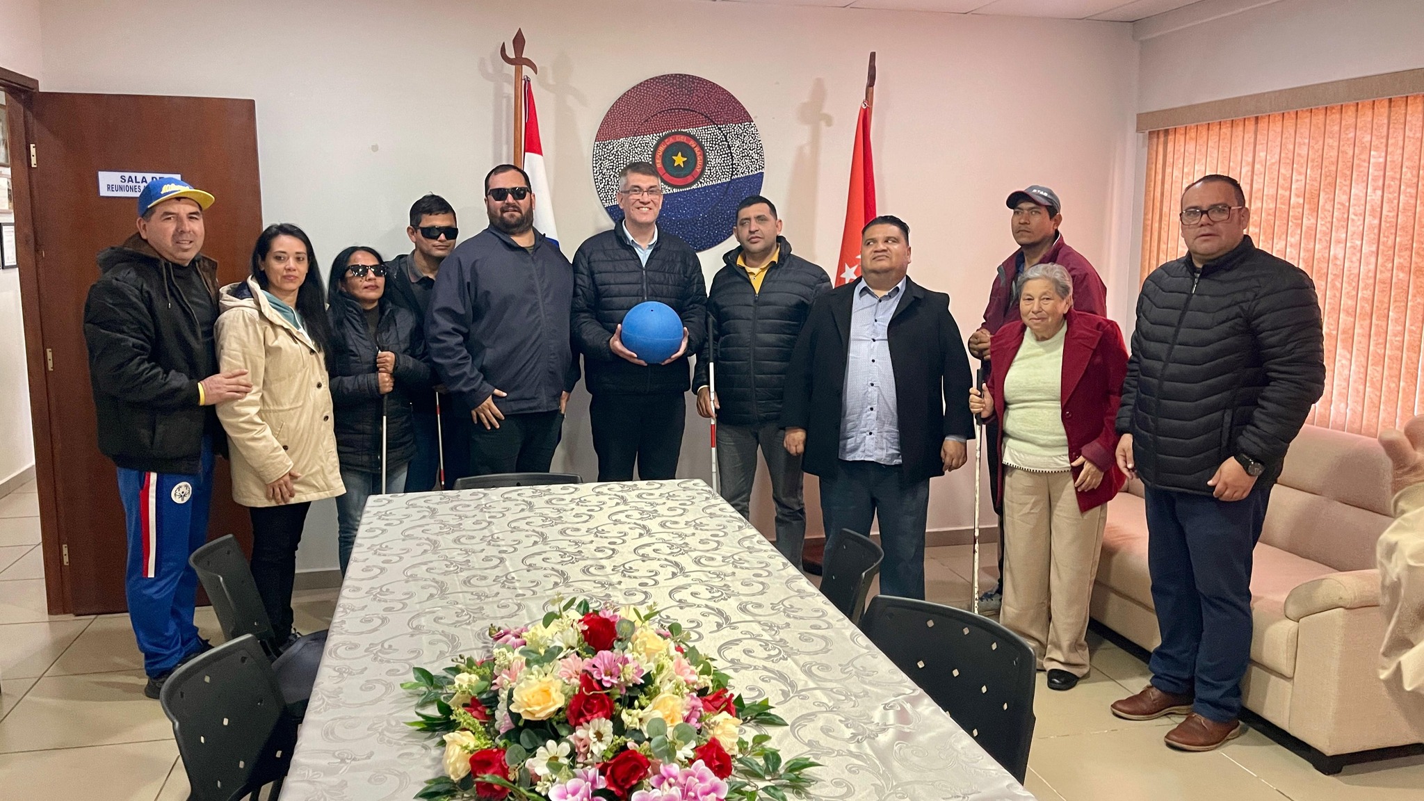 PJC: Visita de Asociación de Personas con Discapacidad Visual al Intendente Acevedo