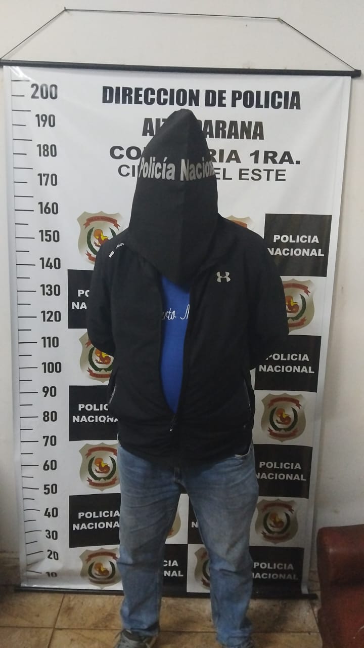 Aprehensión de hombre con presunta cocaína en Alto Paraná