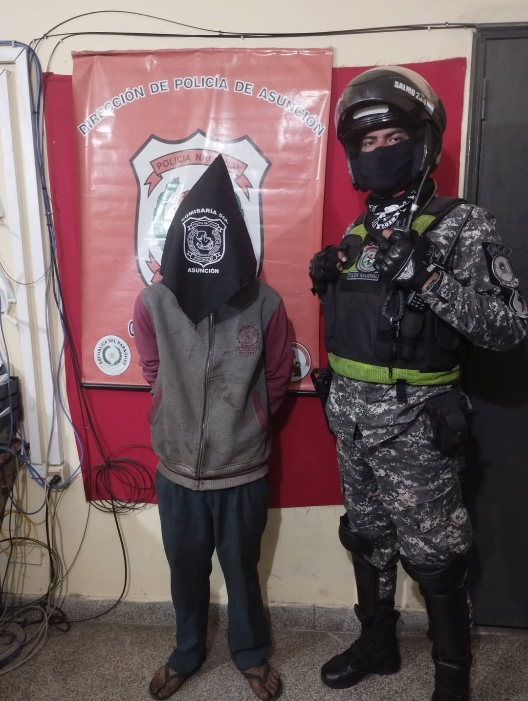 Asunción Policía Nacional detiene hombre con orden captura rebelde Asunción Policía Nacional detiene hombre con orden captura rebelde