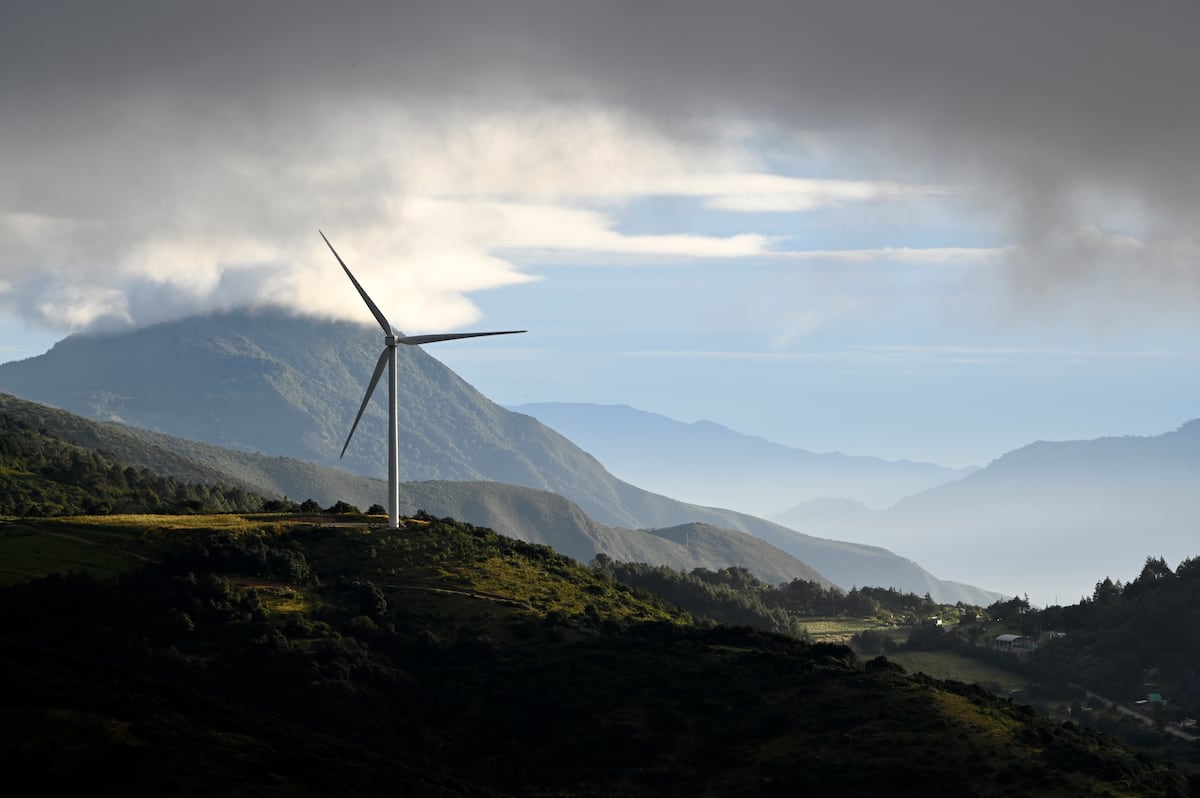 Estados Unidos le da la espalda a la energía limpia: América Latina debe tomar nota