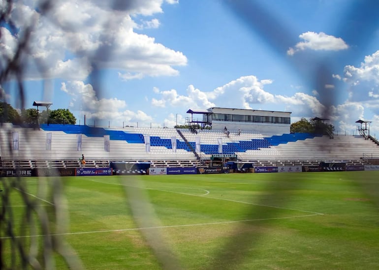 Día festivo en Villeta: Ciclón en La Fortaleza – Fútbol