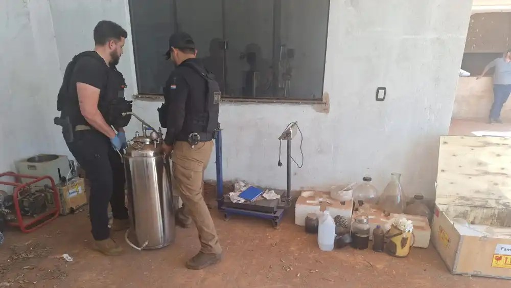 Senad desarticula un laboratorio de cannabis líquido en PJC. Senad desarticula un laboratorio de cannabis líquido en PJC.