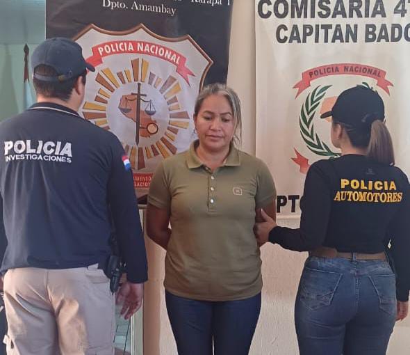 Durante un operativo por un doble homicidio en Capitán Bado, arrestan a una mujer por trata de personas. Durante un operativo por un doble homicidio en Capitán Bado, arrestan a una mujer por trata de personas.