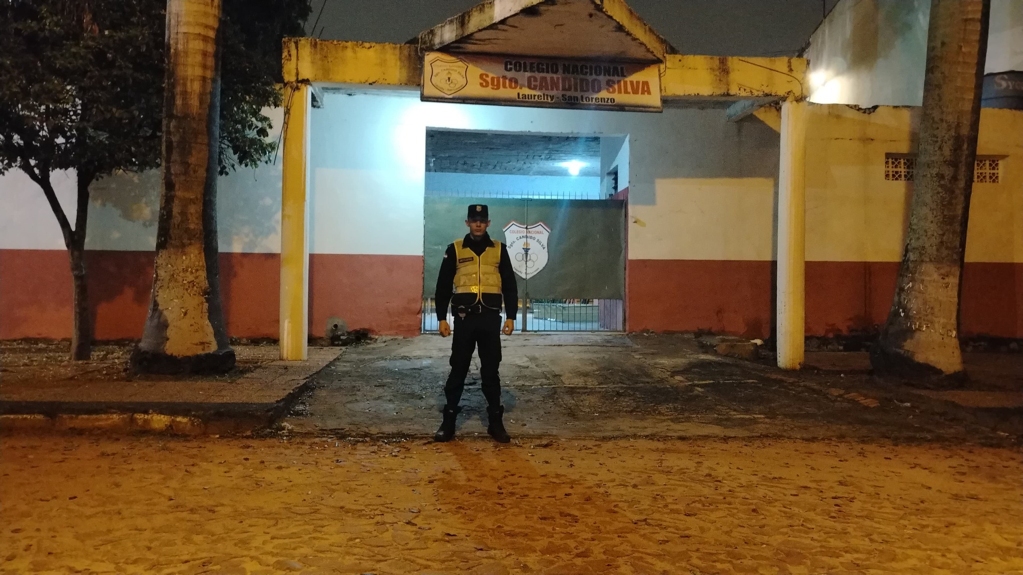Policía Nacional garantiza seguridad en escuelas del departamento Central