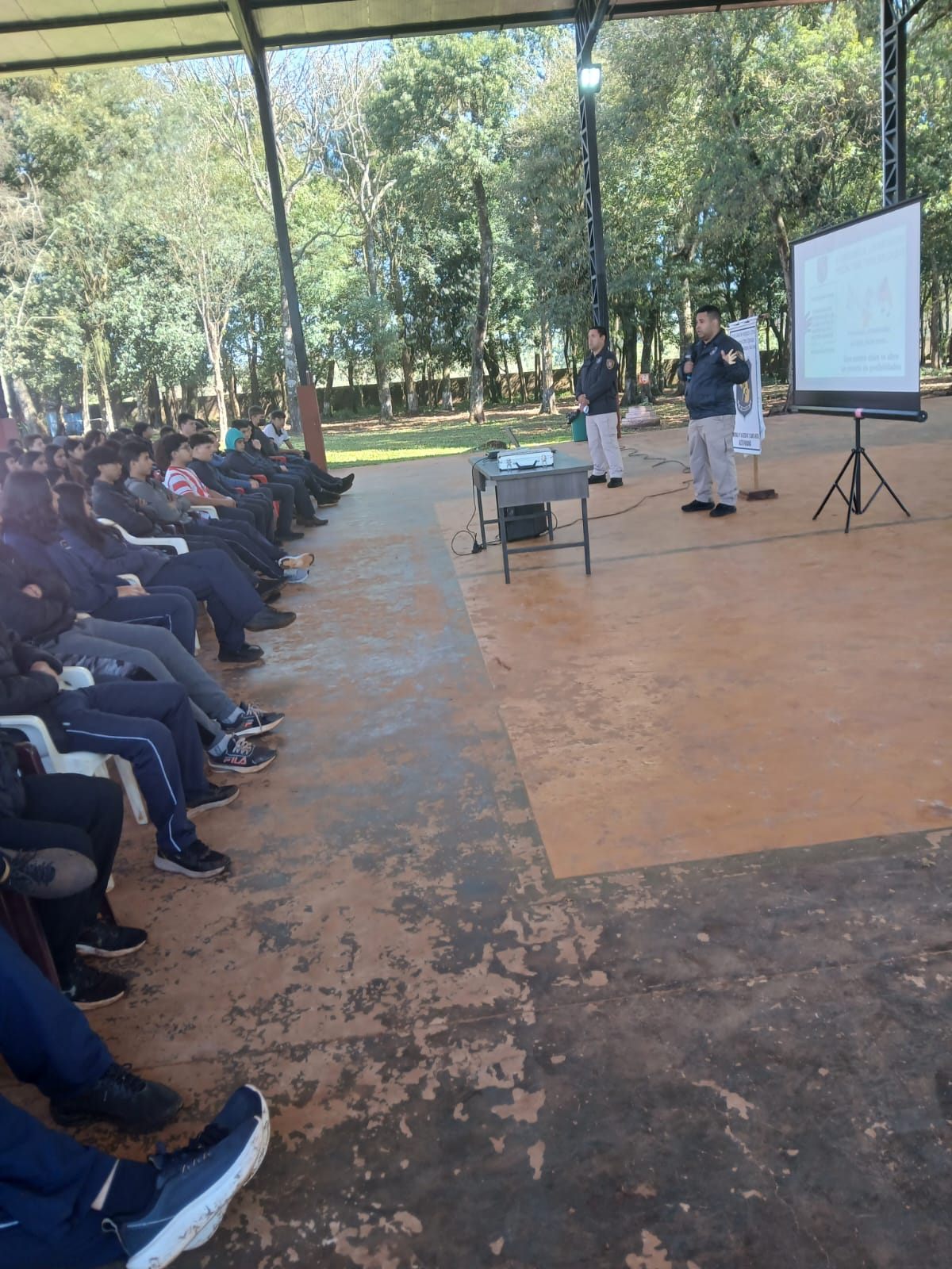 Charla educativa preventiva para comunidad sin adicciones con Plan Sumar Charla educativa preventiva para comunidad sin adicciones con Plan Sumar