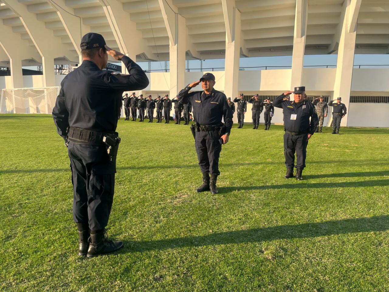 Formación y distribución para seguridad en estadio Ueno La Huerta