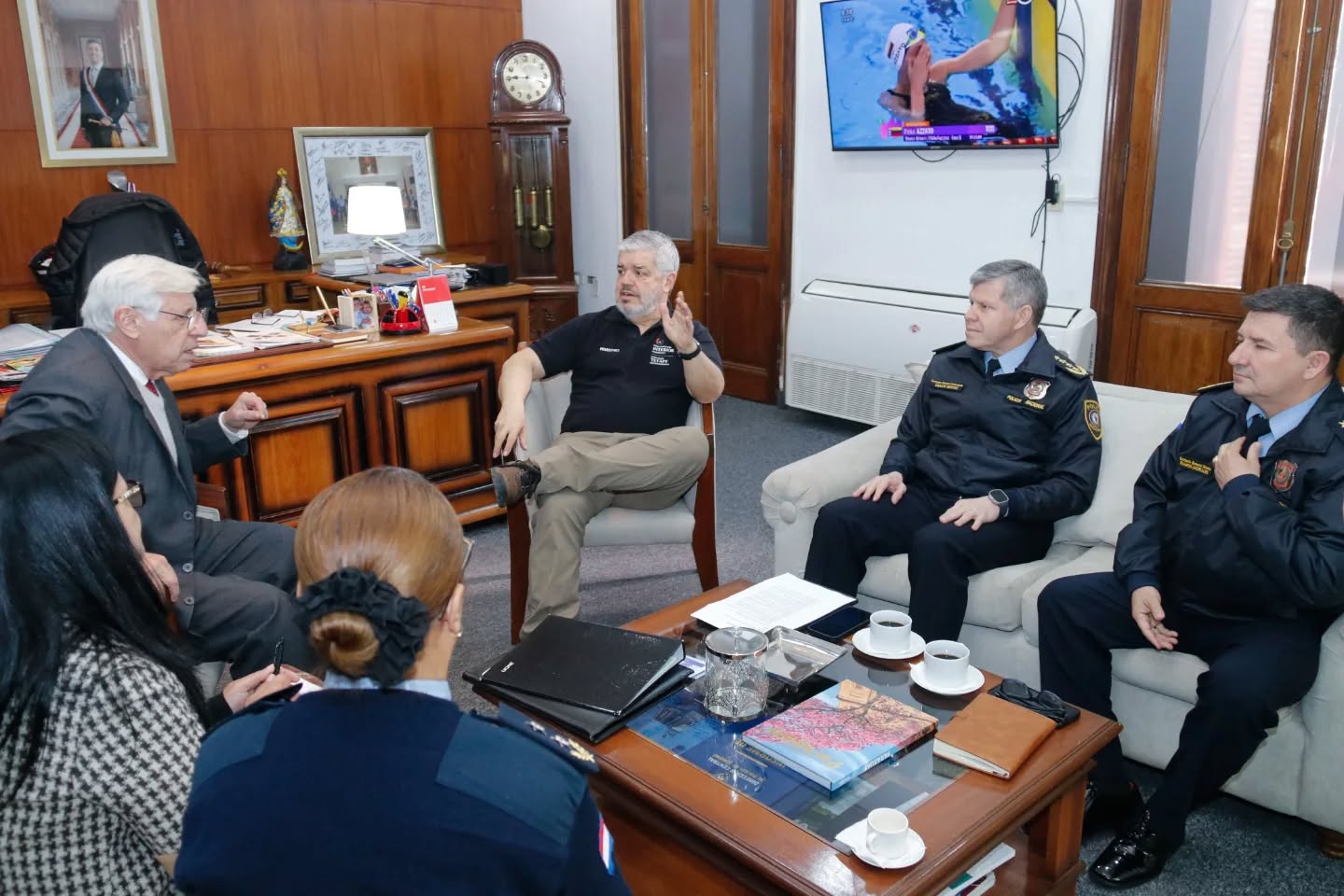 Firma de escritura para donación inmueble a Policía Nacional Filadelfia Boquerón