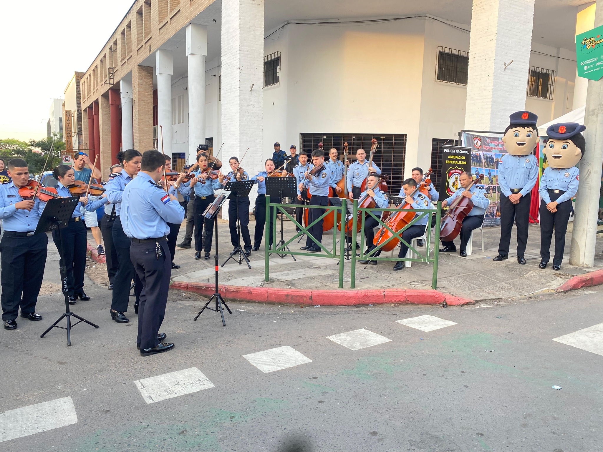 La Banda de Músicos alegra Día del Niño con amor y alegría