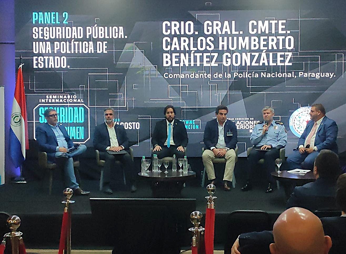 Comandante de Policía Nacional en Seminario Internacional sobre Seguridad