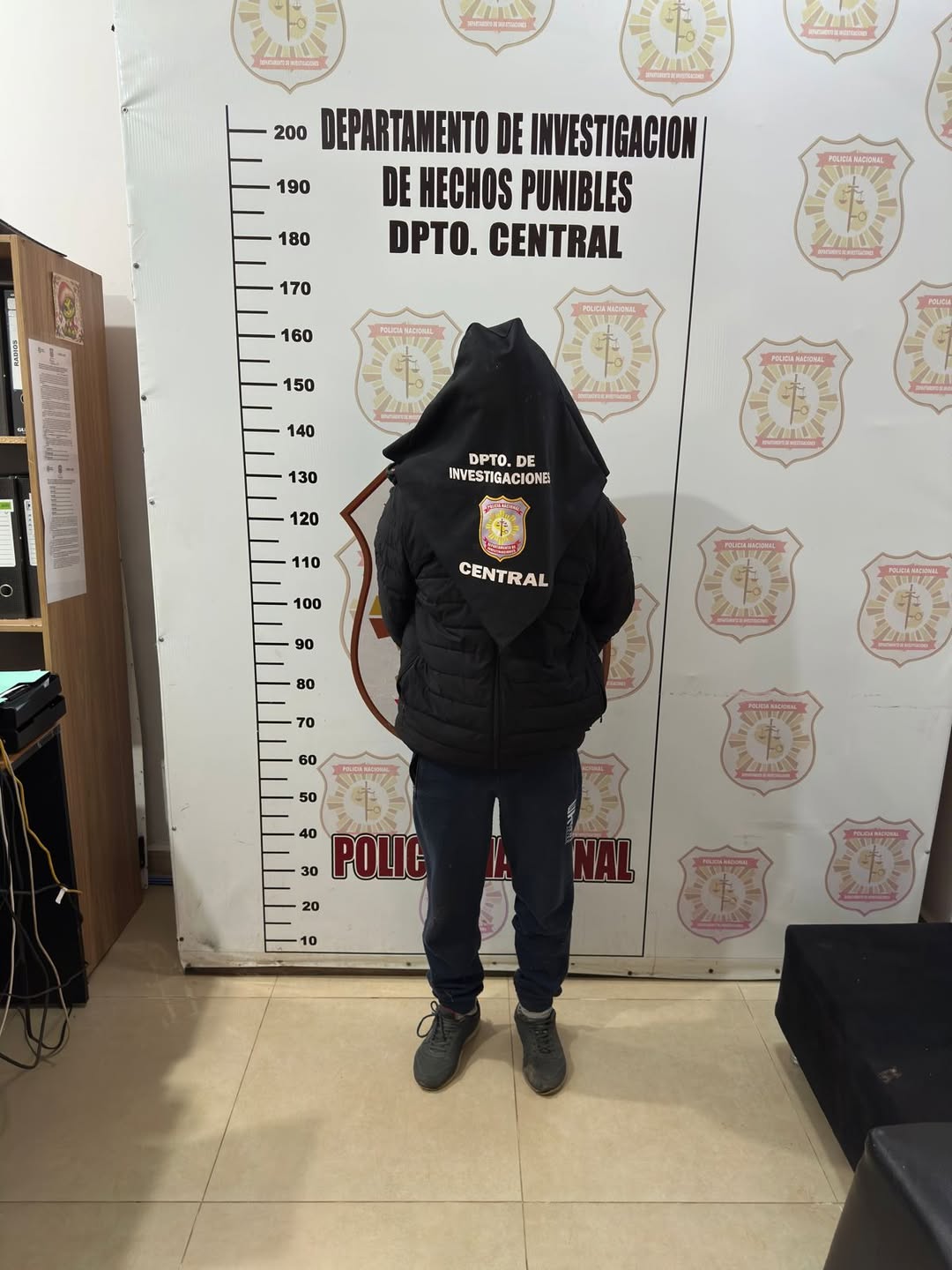 Detienen a hombre de 56 años con orden captura. Detienen a hombre de 56 años con orden captura.