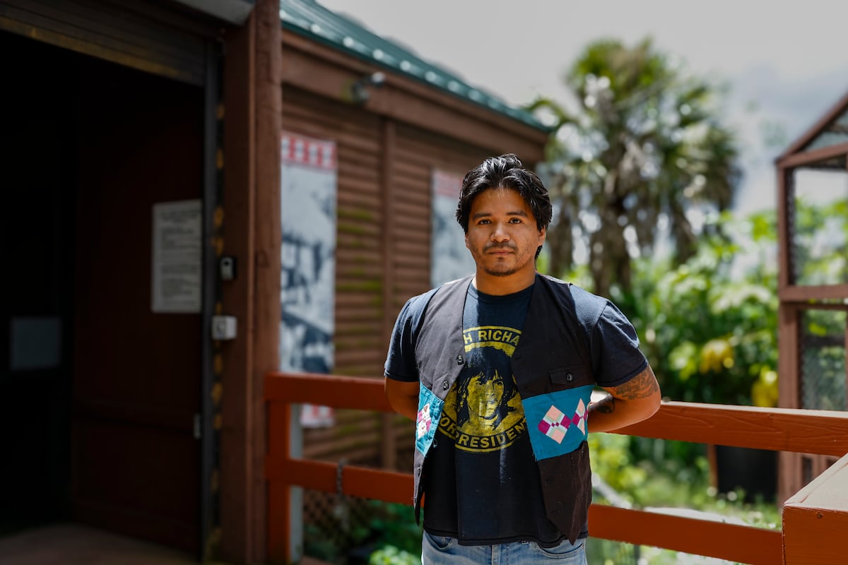 En el corazón de los miccosukeos, la tribu indígena que alcanzó el cierre de Aligator Alcatraz | Inmigración en los Estados Unidos