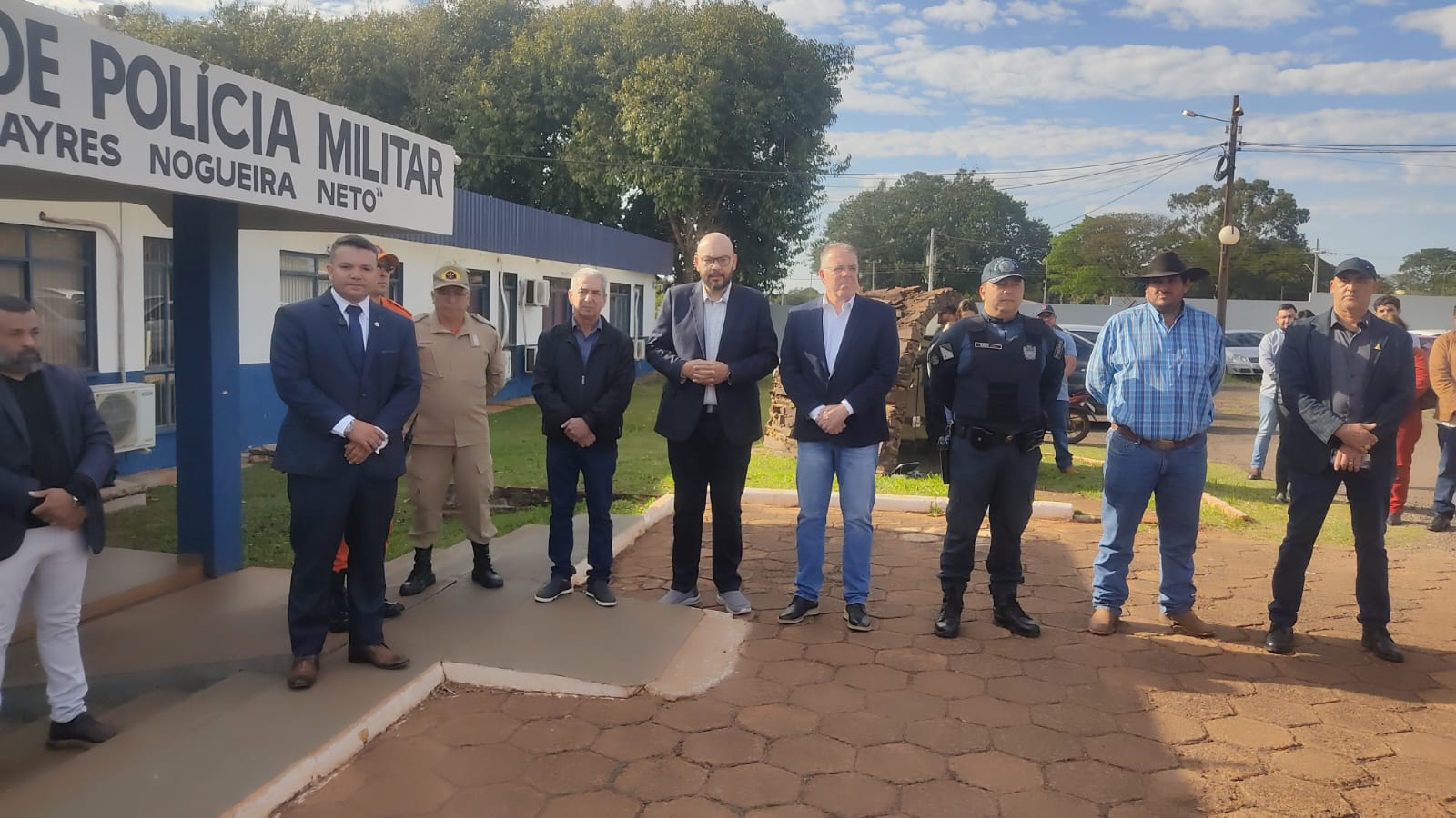 Presidente da Câmara honra cerimônia de 38 anos do 4º BPM. Presidente da Câmara honra cerimônia de 38 anos do 4º BPM.