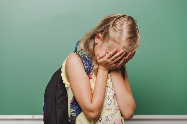 Acusan a profesor de PJC de maltrato físico y acoso a una estudiante de 9 años. Acusan a profesor de PJC de maltrato físico y acoso a una estudiante de 9 años.