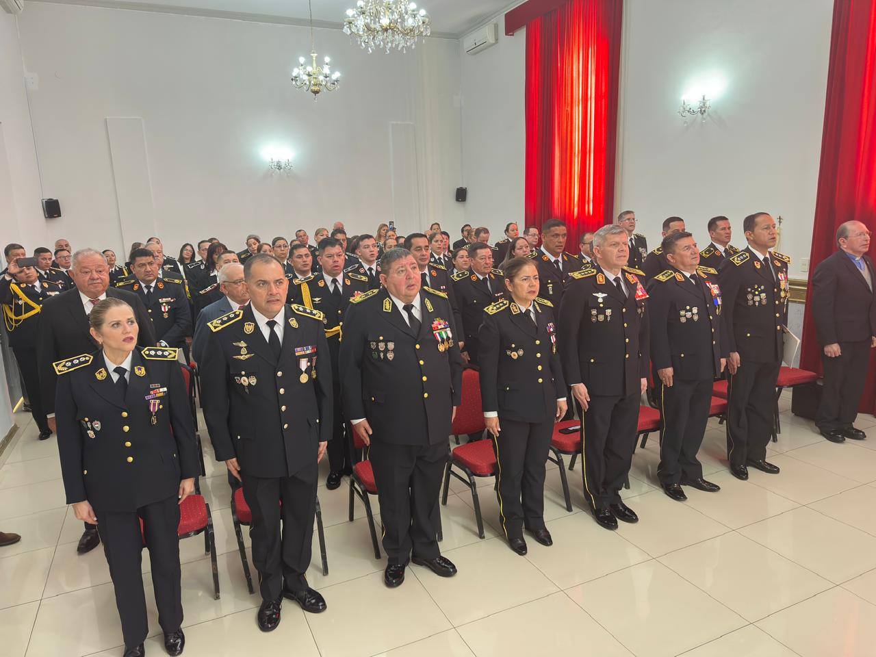Condecoraciones y Reconocimientos: Honor y Orgullo de Servir Juntos
