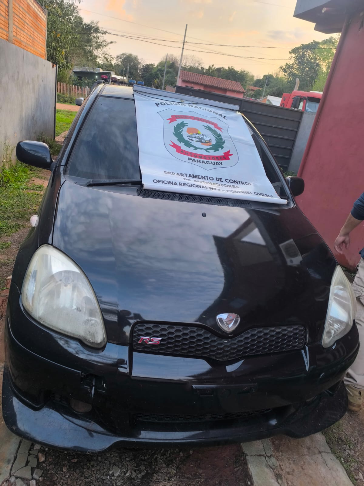 Operativo en Caaguazú: Policía Nacional recupera vehículo hurtado Operativo en Caaguazú: Policía Nacional recupera vehículo hurtado