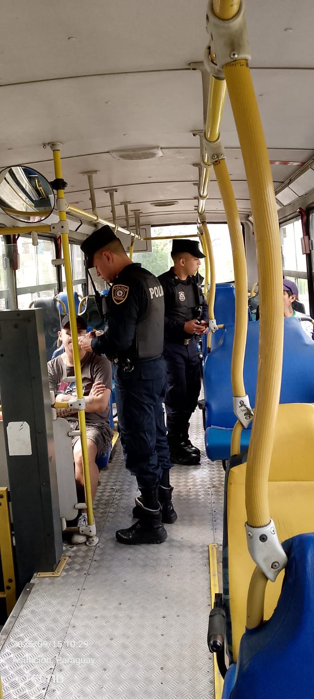 Policía de Asunción incrementa controles para mejorar la seguridad. Policía de Asunción incrementa controles para mejorar la seguridad.