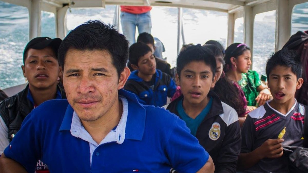 Juan Josué Chel: El maestro guatemalteco que da experiencias | América Futura Juan Josué Chel: El maestro guatemalteco que da experiencias | América Futura