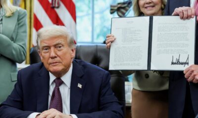 Trump anuncia una demanda de 15,000 millones de dólares contra ‘The New York Times’ por difamación | Internacional