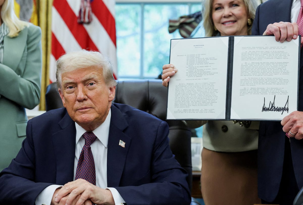 Trump anuncia una demanda de 15,000 millones de dólares contra ‘The New York Times’ por difamación | Internacional