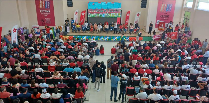 Vander Loubet toma la dirección del PT en Mato Grosso do Sul. Vander Loubet toma la dirección del PT en Mato Grosso do Sul.