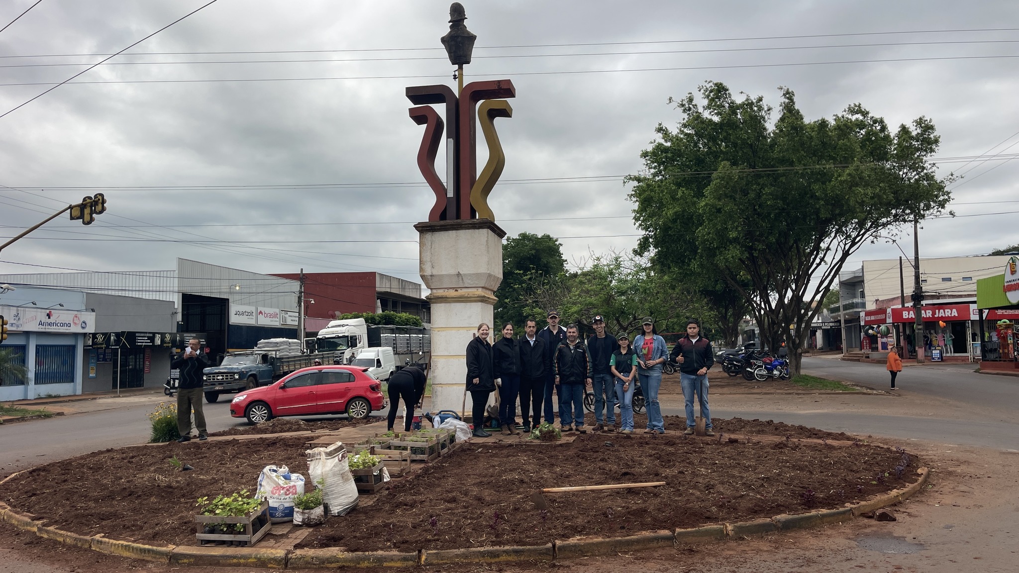 PJC: Revitalización de Espacios Públicos con Plantas Ornamentales en Ciudad PJC: Revitalización de Espacios Públicos con Plantas Ornamentales en Ciudad