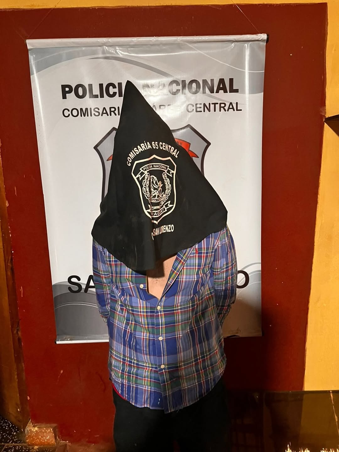 Aprehenden a hombre de 38 años por violencia intrafamiliar.