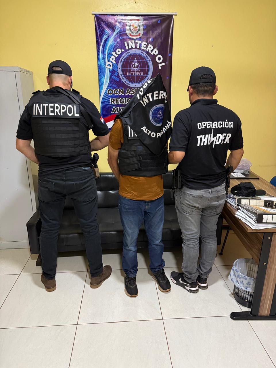 Detienen a ciudadano brasileño con orden de captura internacional Detienen a ciudadano brasileño con orden de captura internacional