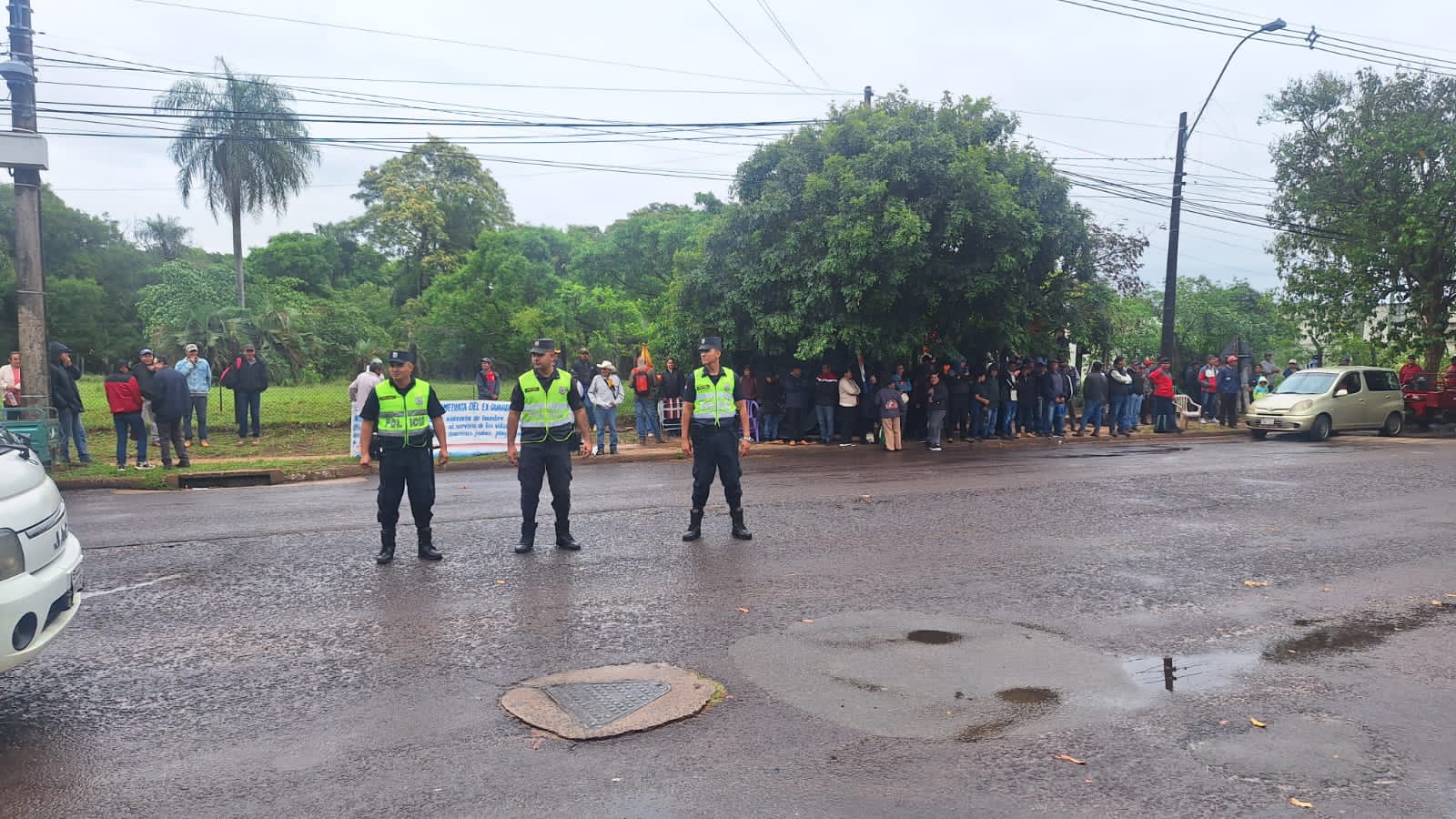 Policía Nacional garantiza seguridad durante manifestaciones pacíficas en Misiones Policía Nacional garantiza seguridad durante manifestaciones pacíficas en Misiones