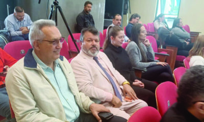 La Cámara de Ponta Porã destaca la labor social de Carlos Bernardo y ratifica un voto de reconocimiento.