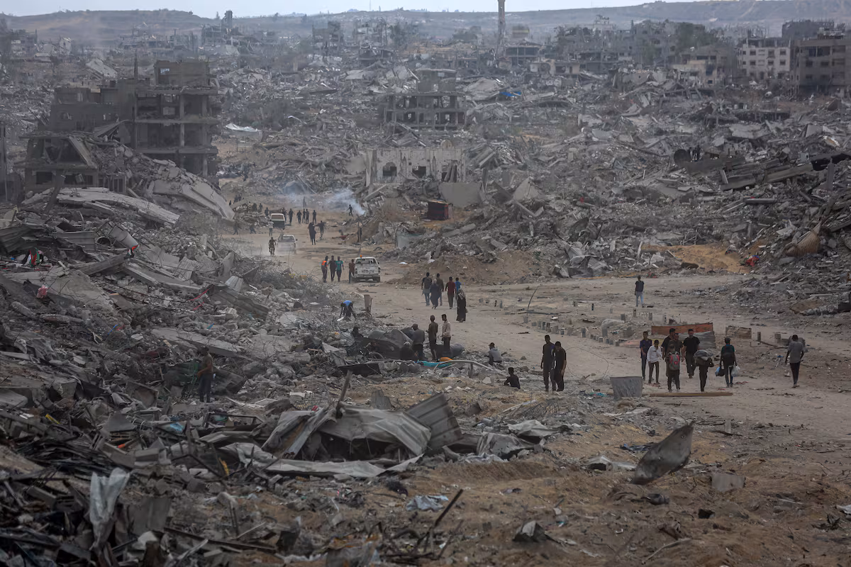 Los habitantes de Gaza miran con pesimismo el futuro y el plan de Trump: “Las cosas volverán a ser como antes o incluso peor” | Internacional Los habitantes de Gaza miran con pesimismo el futuro y el plan de Trump: “Las cosas volverán a ser como antes o incluso peor” | Internacional